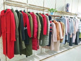 一線品牌卡拉貝斯 折扣女裝走份批發(fā)一手貨源，重慶服裝服飾批發(fā)新選擇