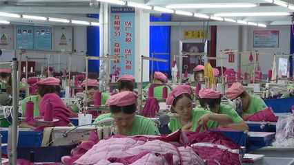 平湖羽絨服有多牛?產量占全國一半以上,還有這種營銷模式立了功&hellip;